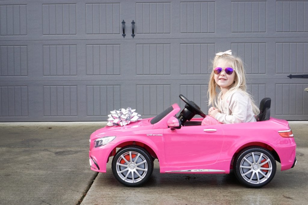 Gift Ideas, Pink Electric Car, Remote Control Car, Cars for Toddlers, Toys, Toy Ideas for kids, toy mercedes benz, ride on car 