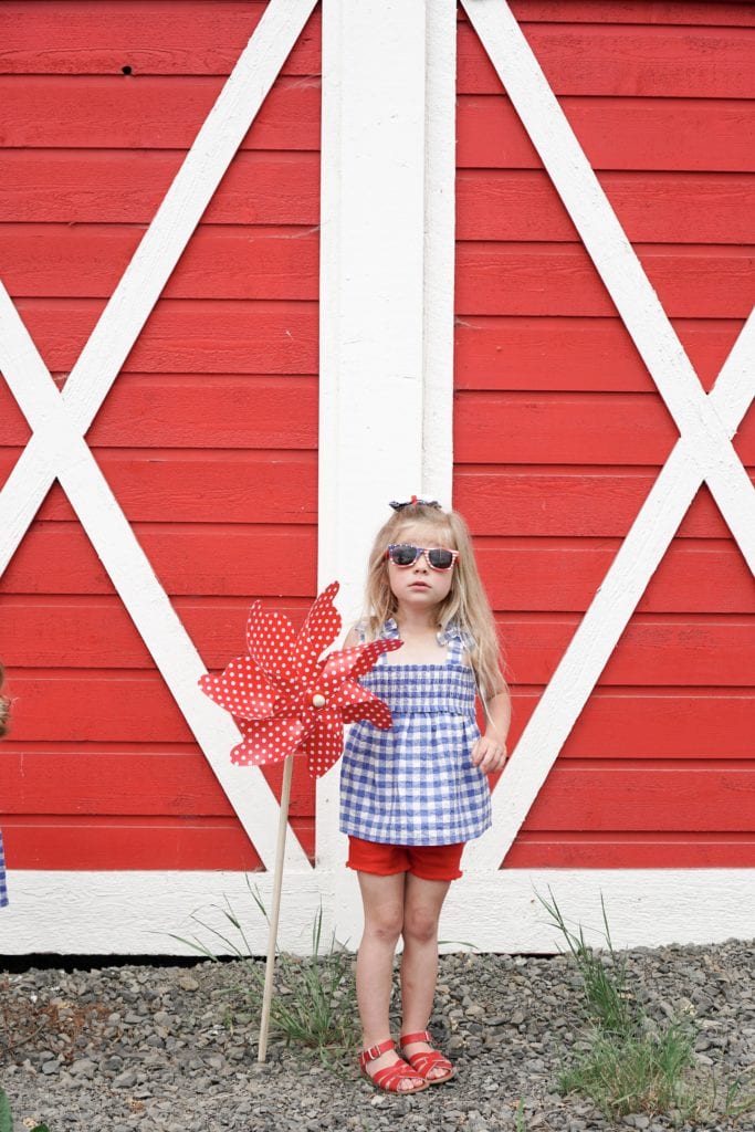 Fourth of July outfit ideas for toddler girls