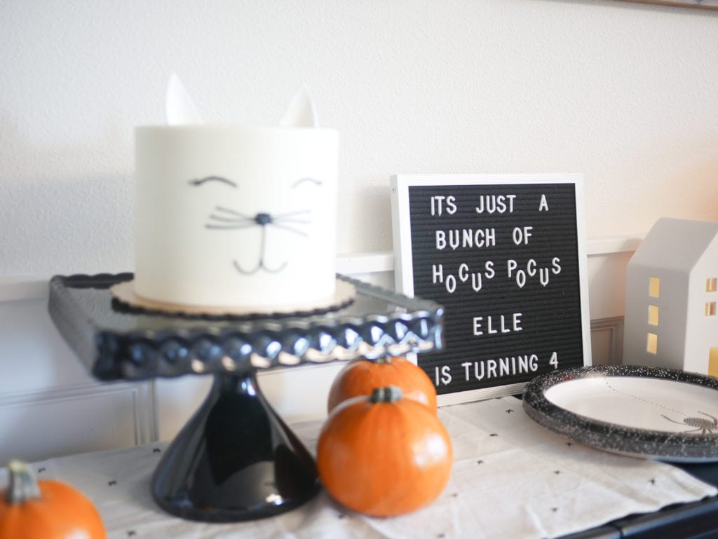 a hocus pocus themed birthday party, children's birthday party ideas for halloween