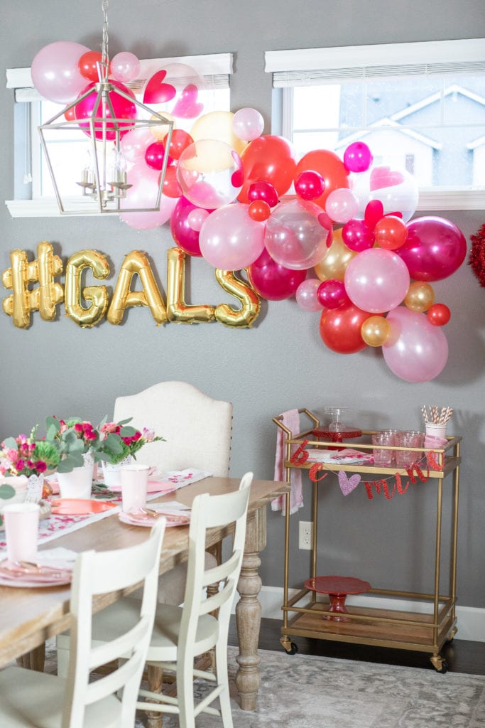 How to throw the perfect galentine's party for your besties