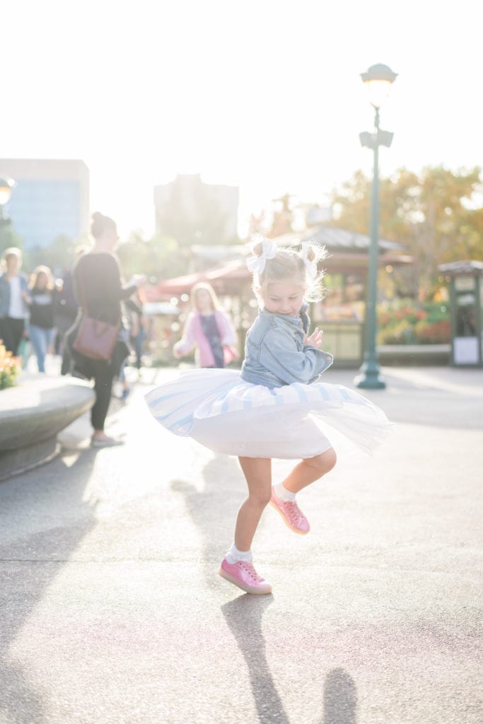 Cute Disney Dresses for Toddlers: The Perfect Outfits for Your Disneyland Trip