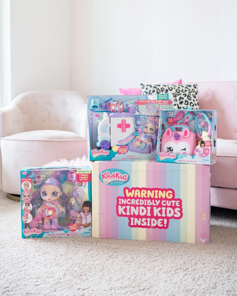 Kindi Kids Shiver n' Shake Rainbow Kate Review
