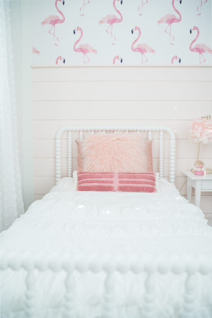 Flamingo Wallpaper - Little Girls Bedroom Decor Ideas