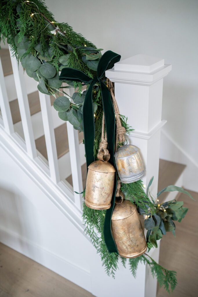 21 Best Christmas Stair Decorations - Holiday Staircase Ideas