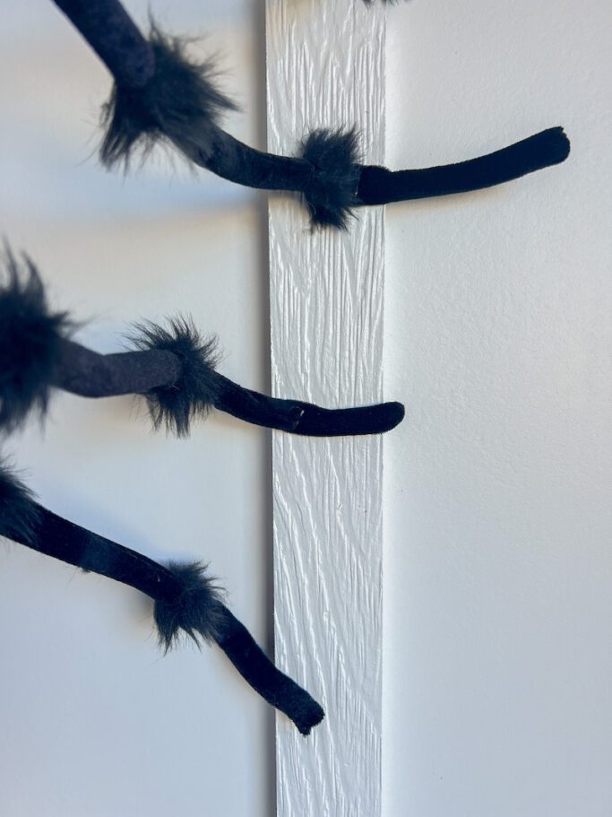 How To Hang Giant Halloween Spiders