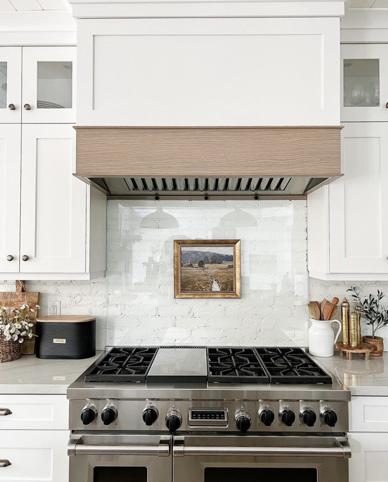 Kitchen Hood Vent with Wood Trim Over 20 Ideas You Will Love!