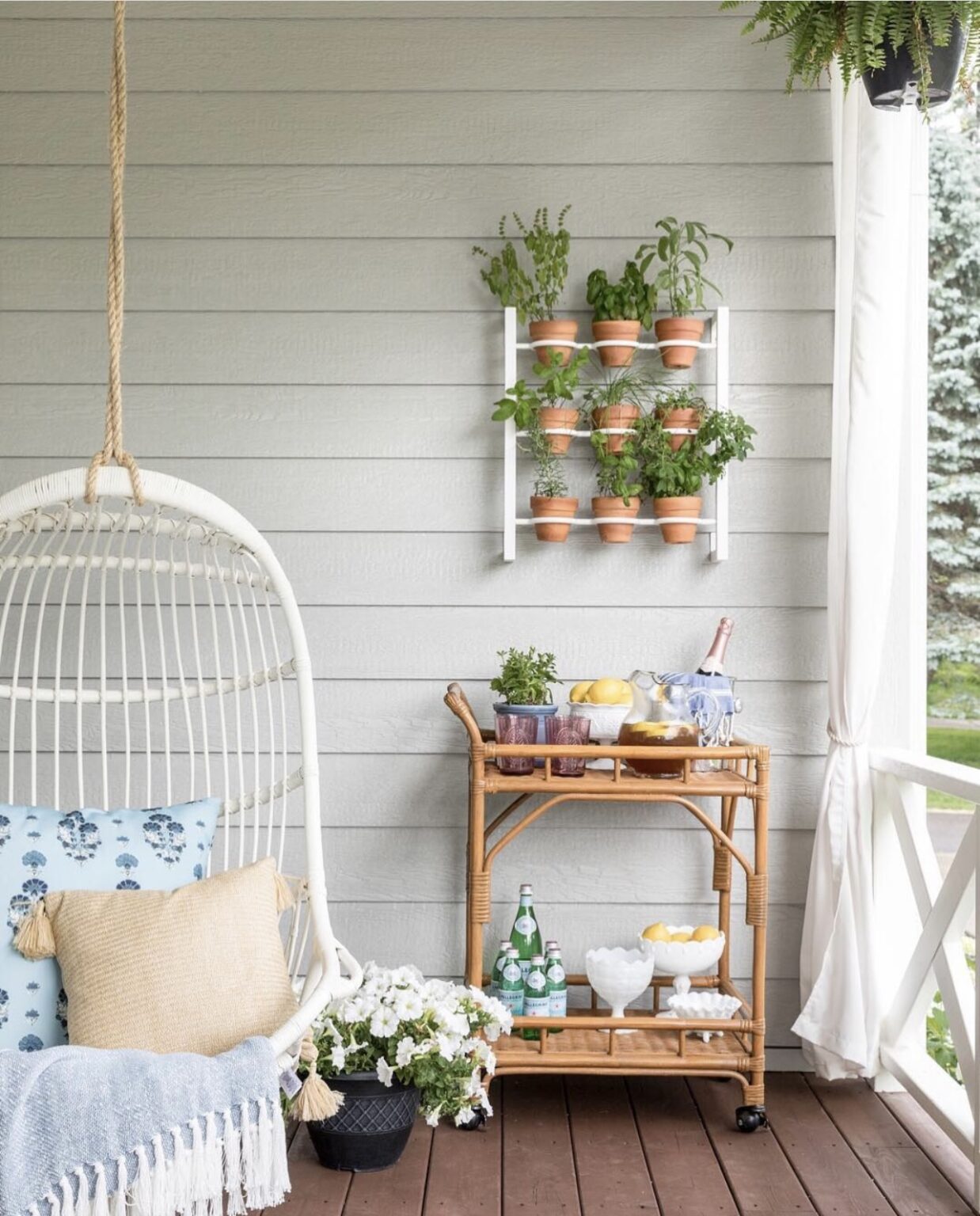 23 Beautiful Summer Porch Decor Ideas You Will Love!