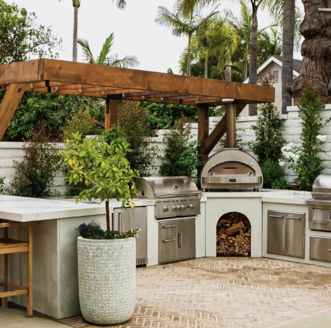Simple Outdoor Kitchen DIY - How You Can Easily Build Your Own!