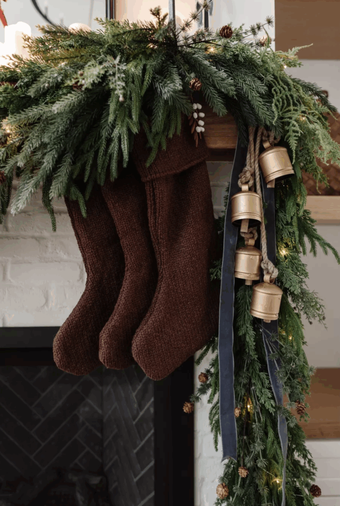 2025 Christmas Mantel Decor Ideas You Will Love! 