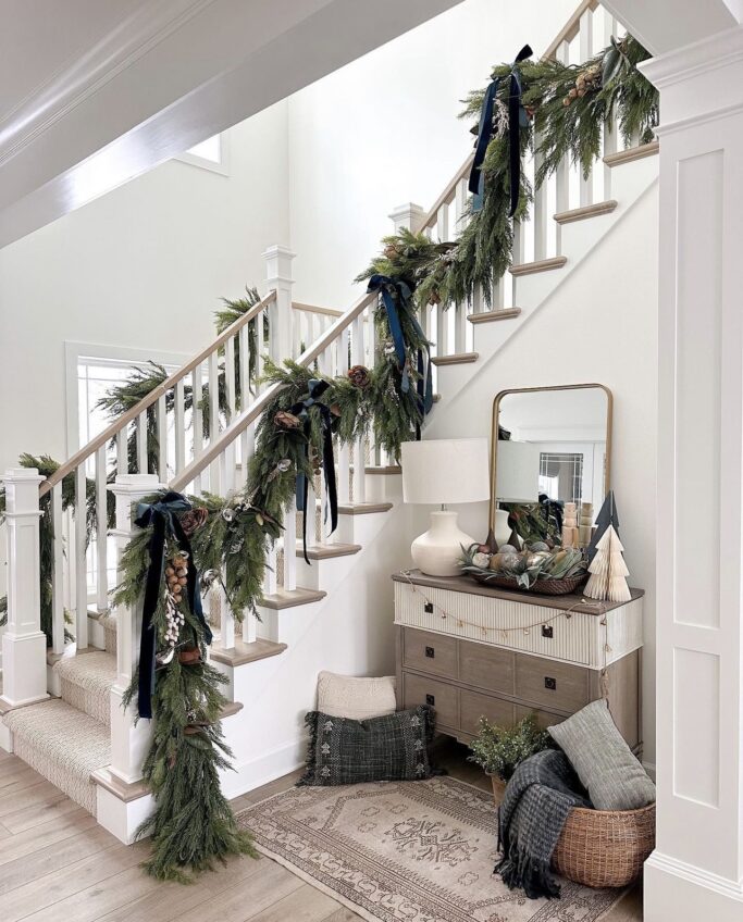 Christmas Staircase Decor