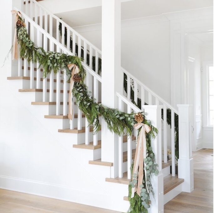 Christmas Staircase Decor