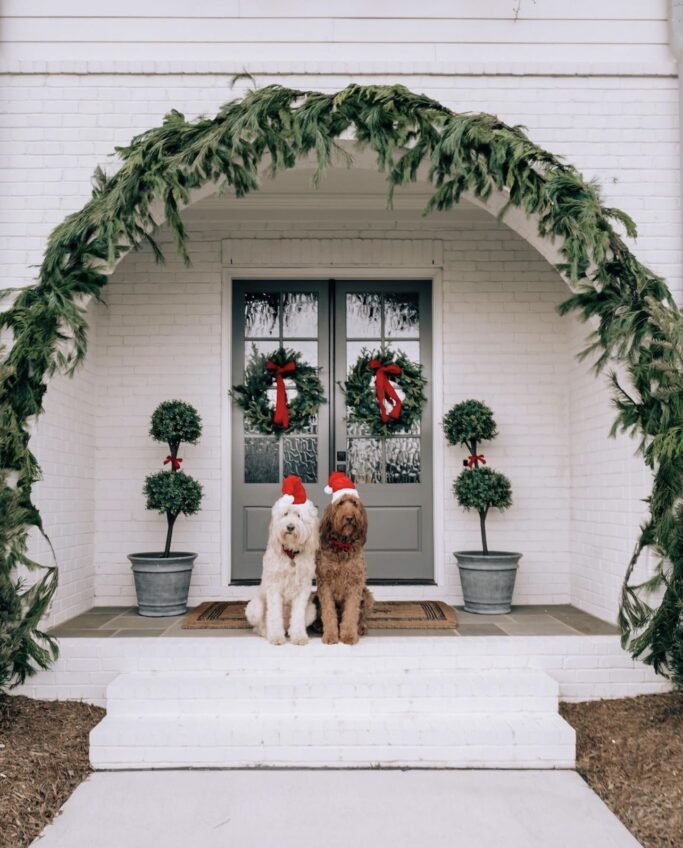 Over 25 Front Porch Christmas Decor Ideas You Will Love!