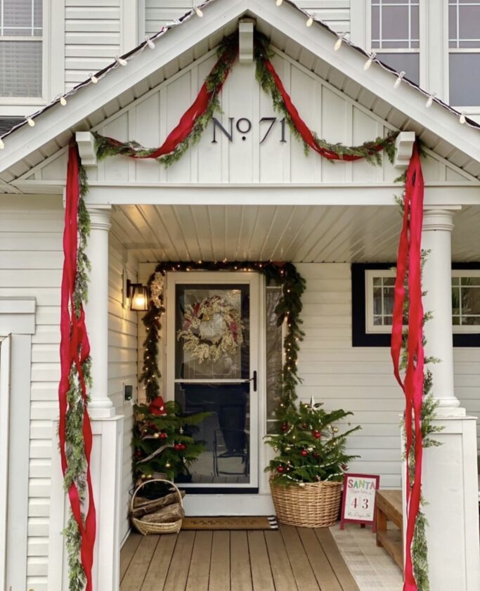 Over 25 Front Porch Christmas Decor Ideas You Will Love!
