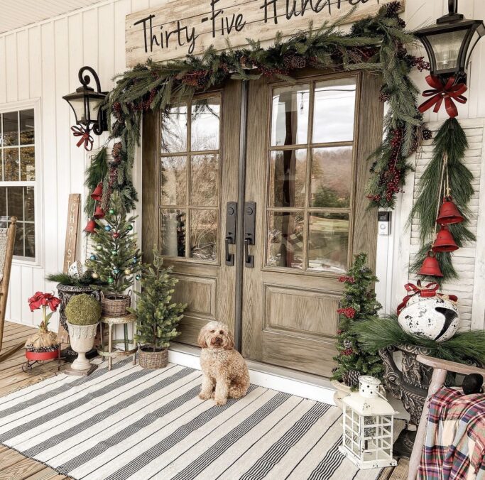 Over 25 Front Porch Christmas Decor Ideas You Will Love!