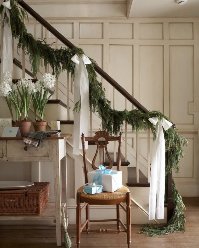 Christmas Staircase Decor