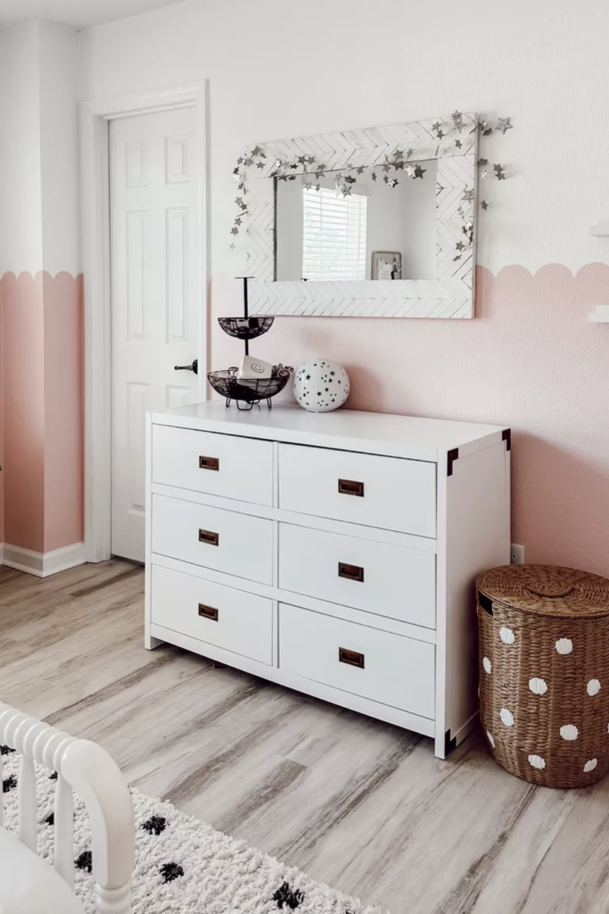 How To Paint a Scalloped Wall Border