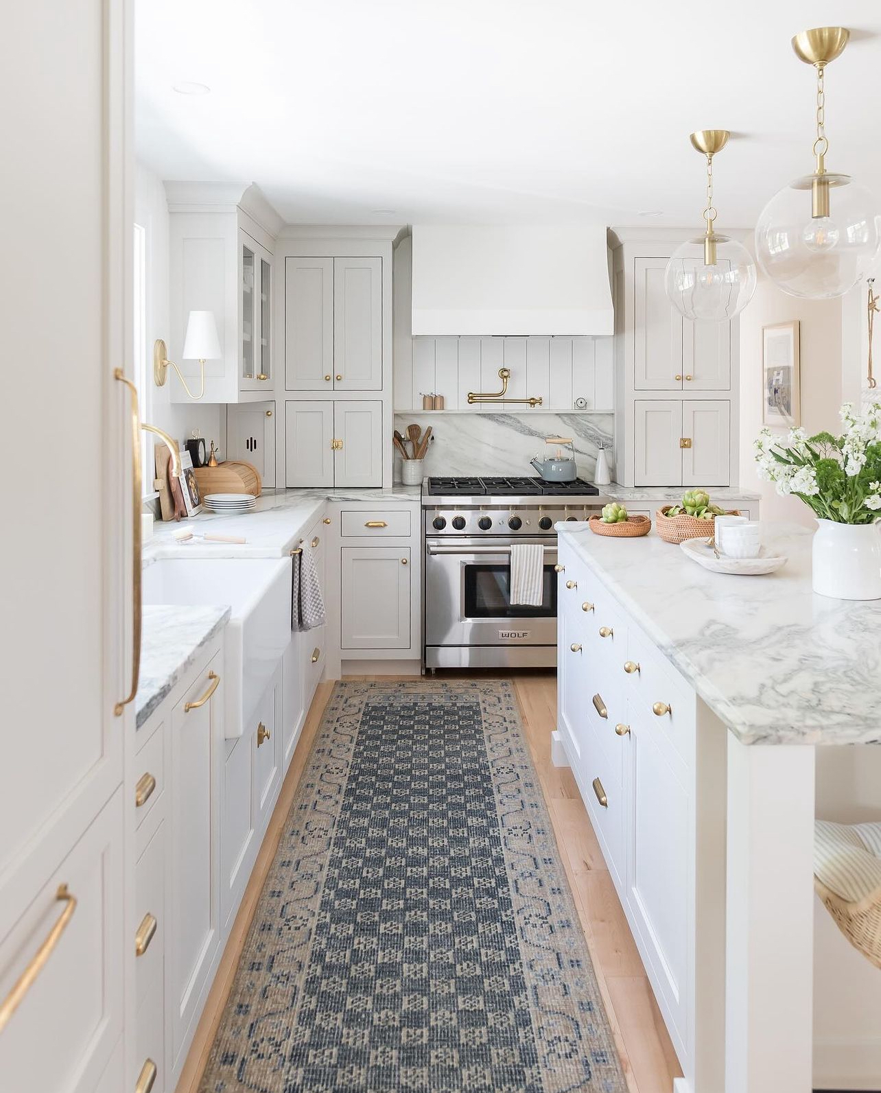 Vertical Shiplap Kitchen Backsplash - 25 Ideas You Will Love!