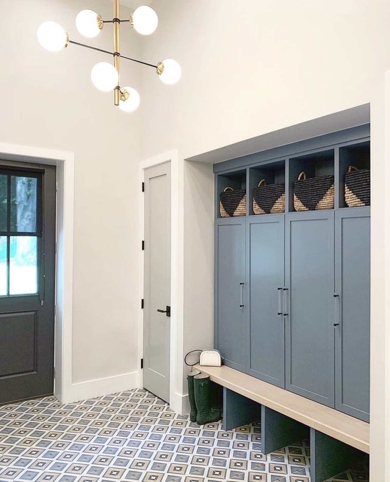 Coastal Blue Mudroom Design - Inspiration You Will Love!