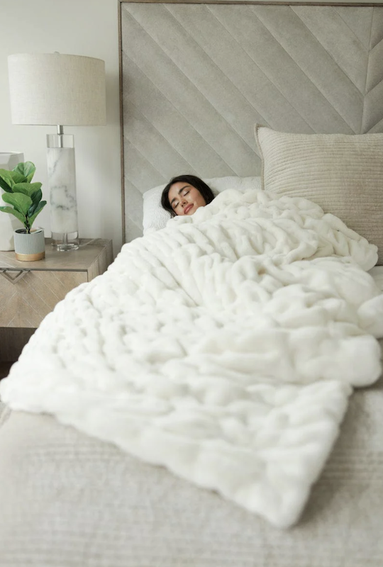 Minky Couture Blanket 50% Off Discount Code CHELSEE + Review! 