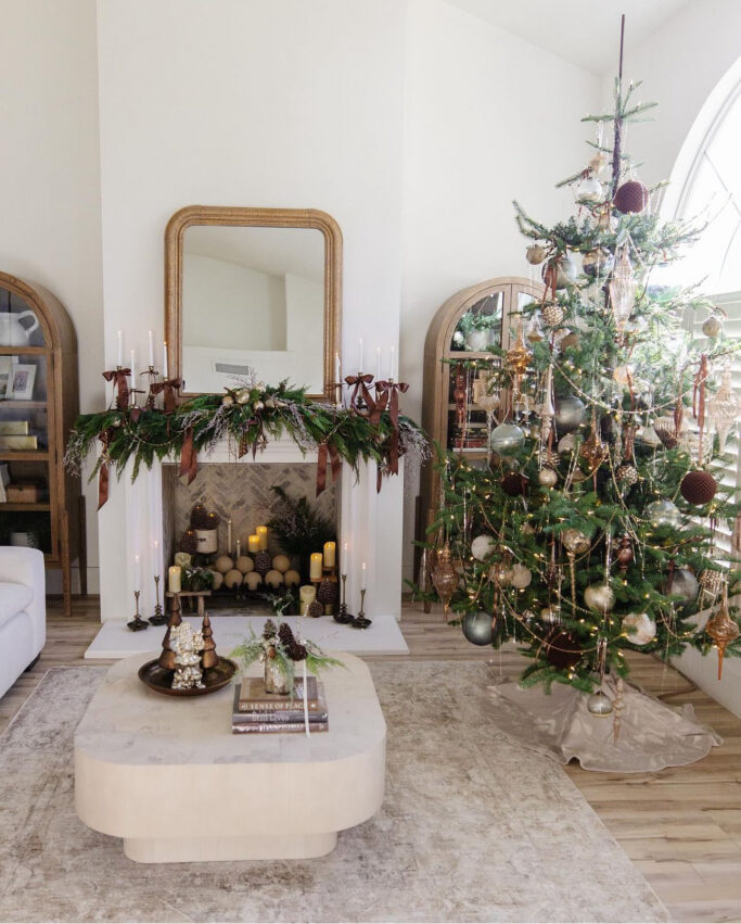 Neutral Christmas Decor Ideas for 2025 — Cozy, Modern, and Effortlessly Elegant