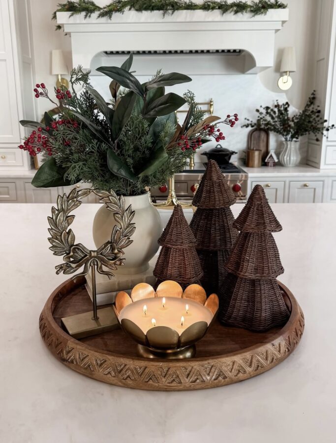 Christmas Kitchen Island Centerpiece Decor Ideas for 2025