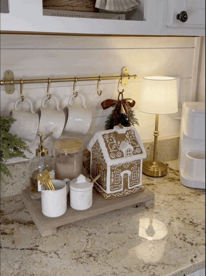 Christmas Kitchen Island Centerpiece Decor Ideas for 2025