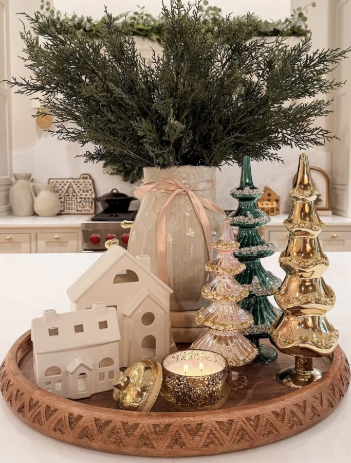 Christmas Kitchen Island Centerpiece Decor Ideas for 2025