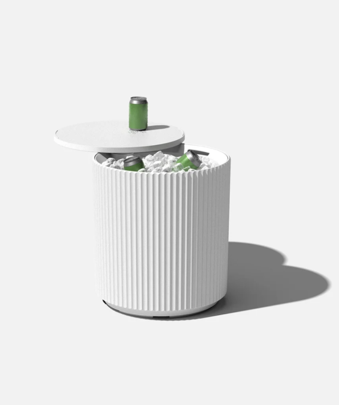 Backyard Shade Ideas for Hot Climates- Veradek Umbrella Table Review