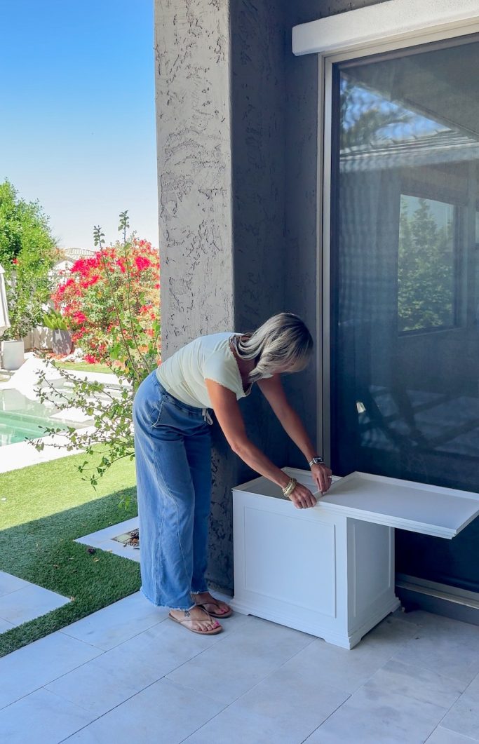 Backyard Shade Ideas for Hot Climates- Veradek Umbrella Table Review