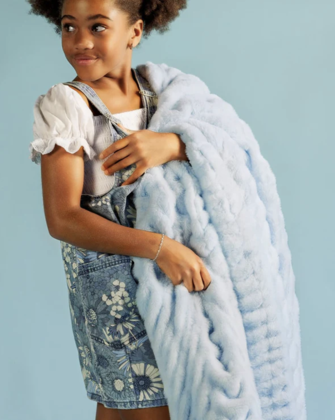 Minky Couture blanket comparison. Which Minky Couture blanket should you buy?