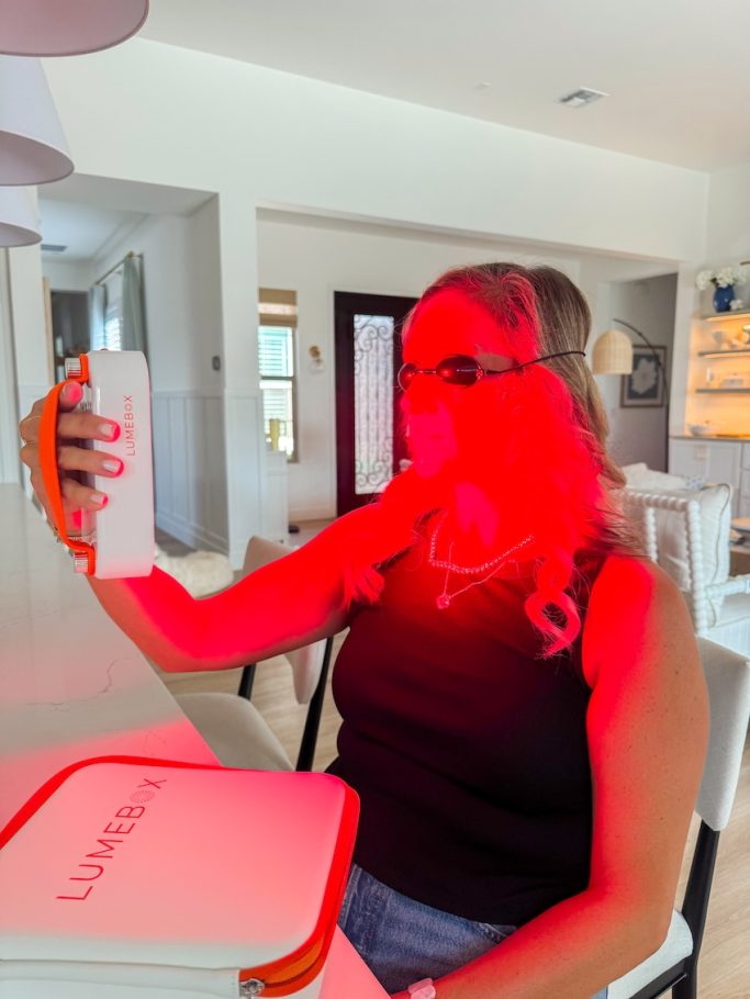 Read my honest LUMEBOX review and learn how I use red light therapy. Plus, use LUMEBOX discount code CHELSEEHOOD to save $260!